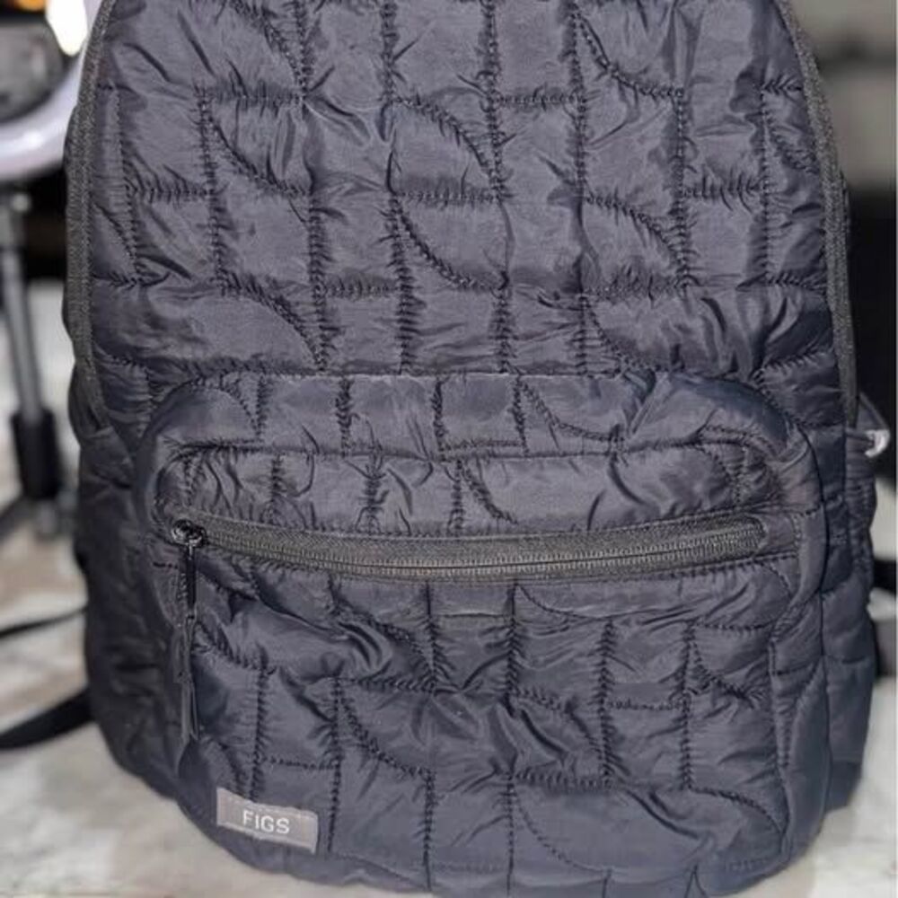 FIGS quilted everyday backpack